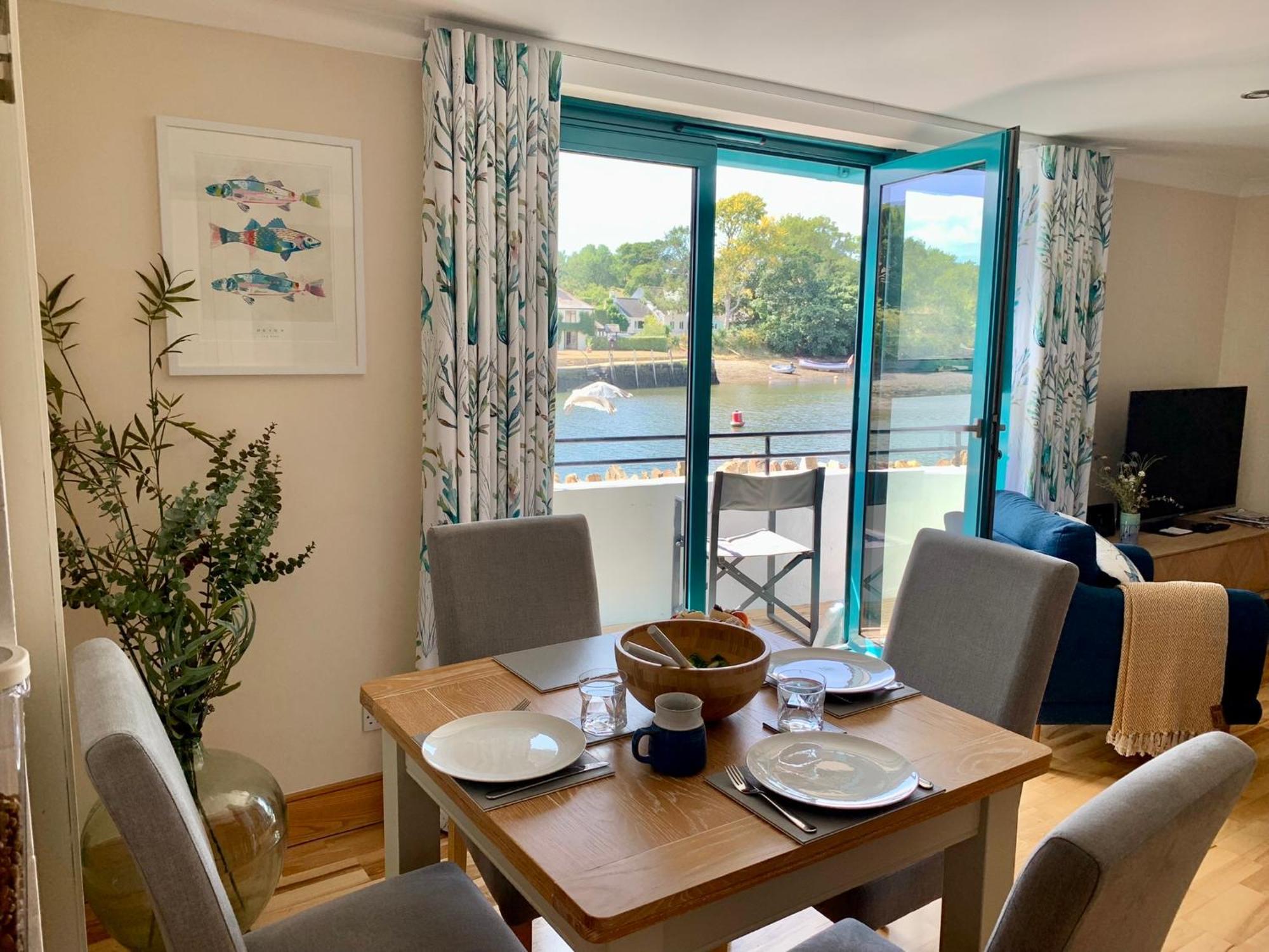 Crabshell Quay Waterfront Living In Kingsbridge Apartment Kingsbridge  Exterior photo